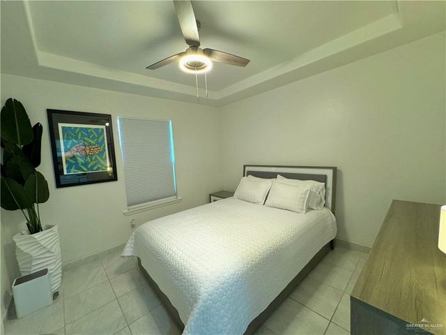 1021 S 18th Street, Mcallen, TX 78501