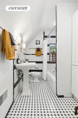 739 ARGYLE Road, New York City, NY 11230