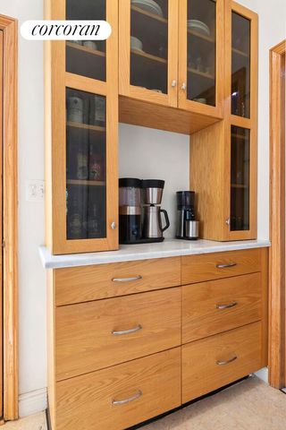 739 ARGYLE Road, New York City, NY 11230