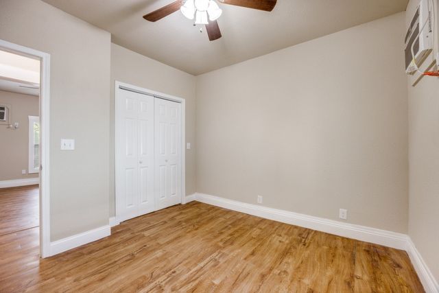 913 W Day Street, Denison, TX 75020