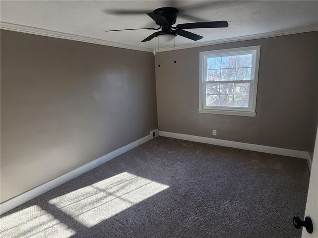 1112 Montana Ave, Harrison Twp, PA 15065