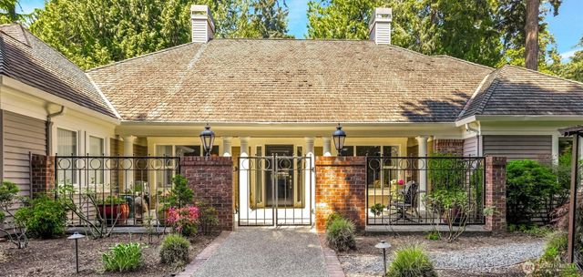 1434 108th Avenue NE, Bellevue, WA 98004