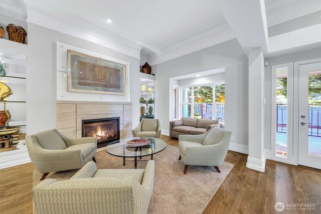 1434 108th Avenue NE, Bellevue, WA 98004