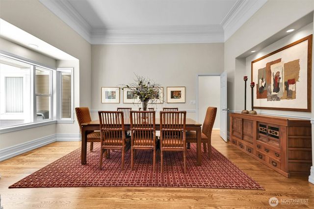 1434 108th Avenue NE, Bellevue, WA 98004