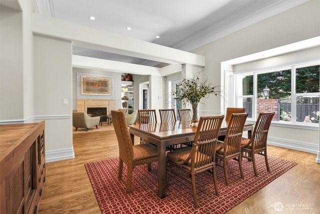 1434 108th Avenue NE, Bellevue, WA 98004