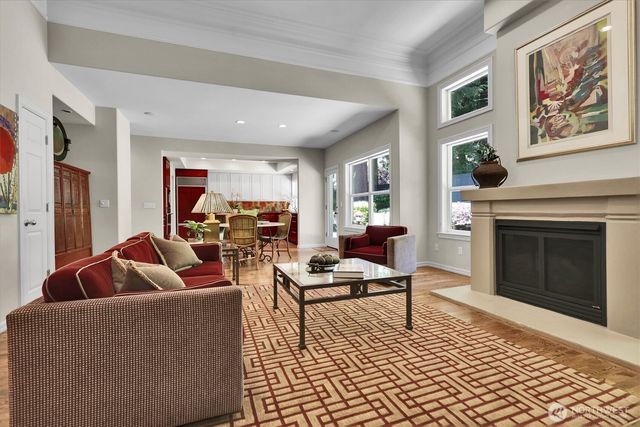 1434 108th Avenue NE, Bellevue, WA 98004