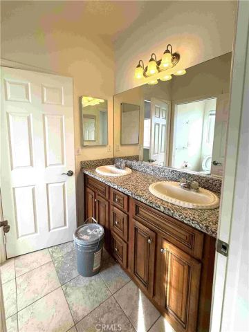 14470 Navajo, Apple Valley, CA 92307