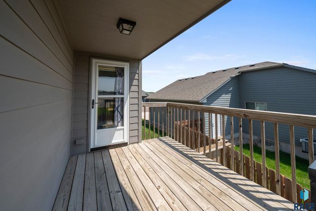 301 N Jenny Ave, Tea, SD 57064