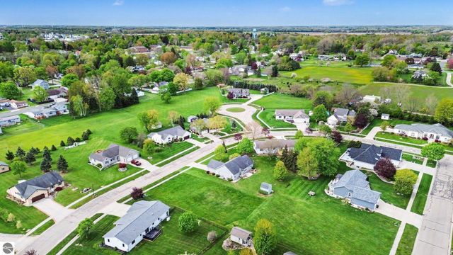 513 Westwind Lane, Ithaca, MI 48847