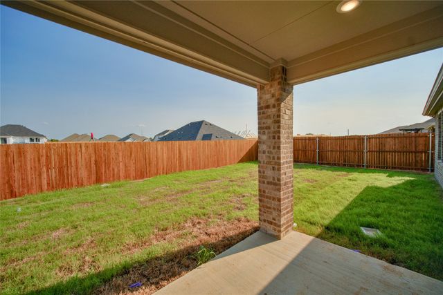 1932 Tradition Drive, Seagoville, TX 75159