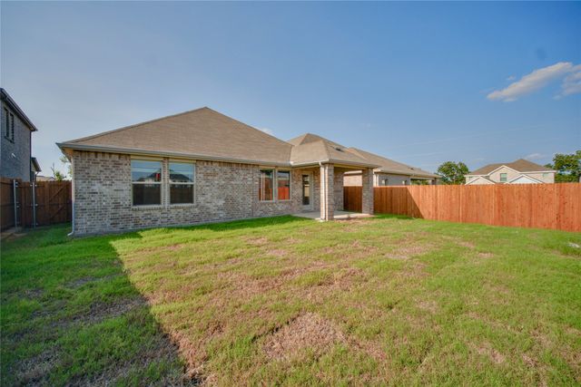 1932 Tradition Drive, Seagoville, TX 75159