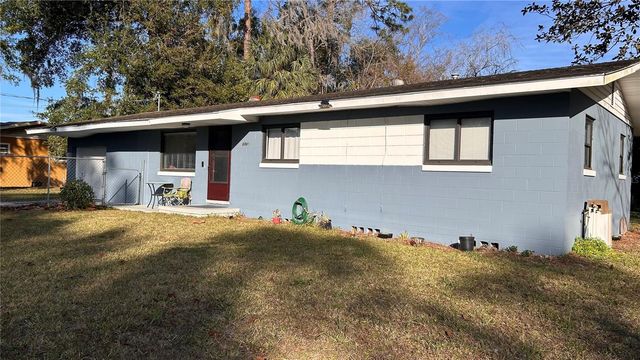 2705 NE 1ST AVENUE, Ocala, FL 34470
