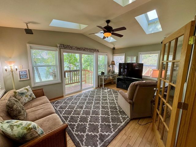 14196 E Fox Lake Road, Detroit Lakes, MN 56501