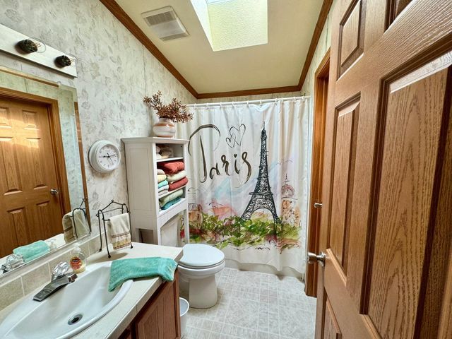 14196 E Fox Lake Road, Detroit Lakes, MN 56501