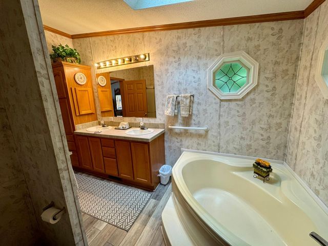 14196 E Fox Lake Road, Detroit Lakes, MN 56501