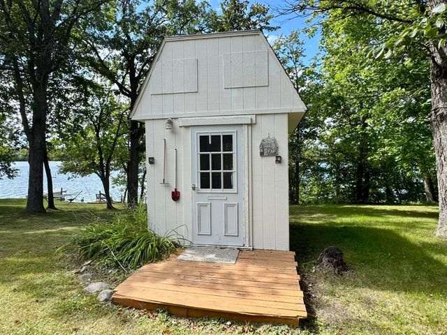 14196 E Fox Lake Road, Detroit Lakes, MN 56501