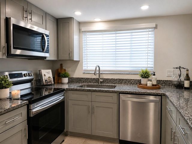 1068 LOTUS PARKWAY 836, Altamonte Springs, FL 32714
