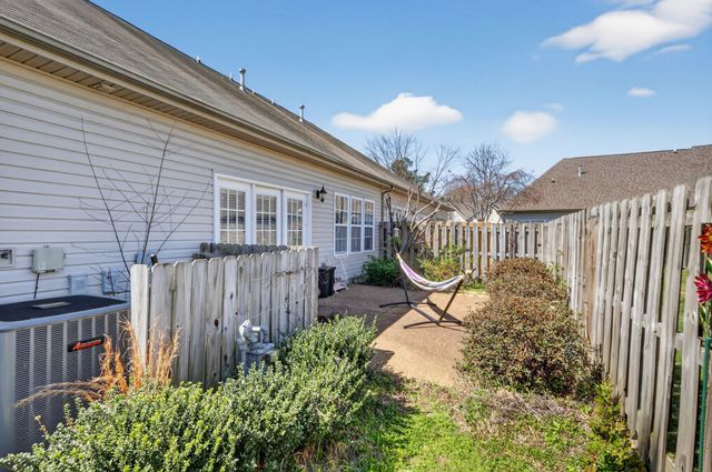 2521 Pennington Bend Rd Apt 203, Nashville, TN 37214