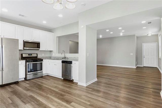 5430 Sable Bay Point, Atlanta, GA 30349