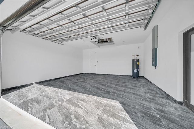 3210 29th ST W, Lehigh Acres, FL 33971