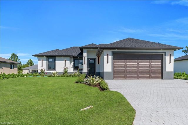 3210 29th ST W, Lehigh Acres, FL 33971