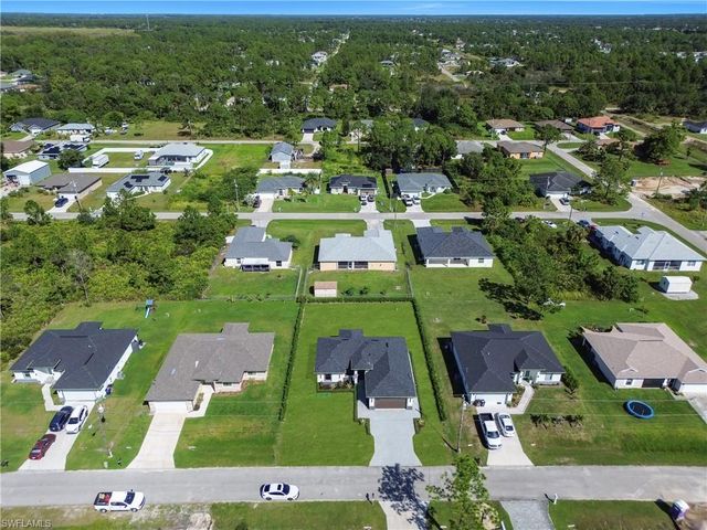 3210 29th ST W, Lehigh Acres, FL 33971