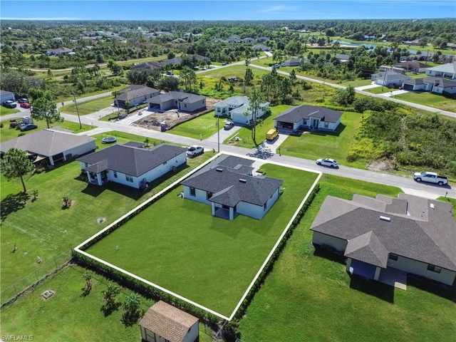 3210 29th ST W, Lehigh Acres, FL 33971