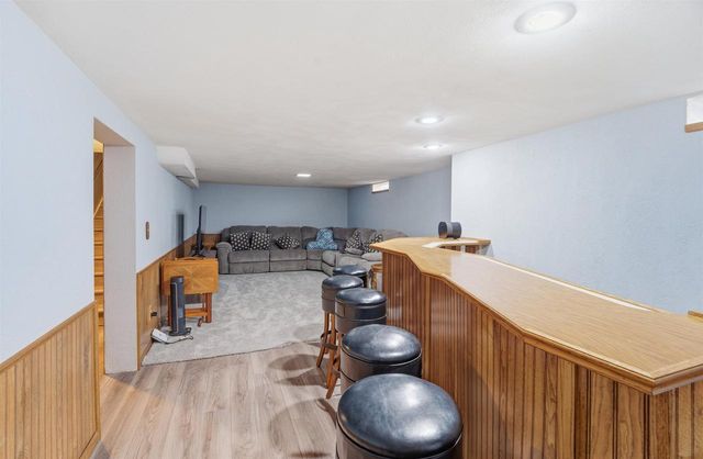 920 LONDON STREET, Menasha, WI 54952
