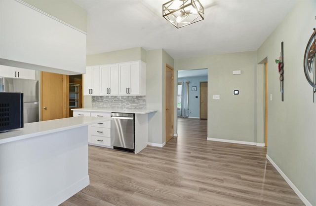 920 LONDON STREET, Menasha, WI 54952