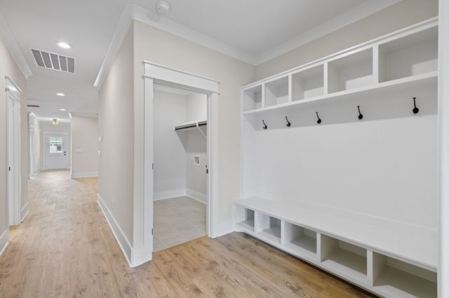 2058 Grace Johns Cir, Murfreesboro, TN 37128