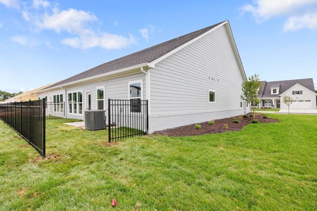 2058 Grace Johns Cir, Murfreesboro, TN 37128