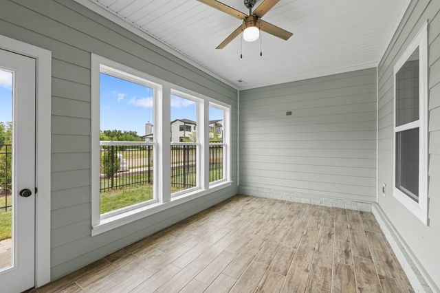 2058 Grace Johns Cir, Murfreesboro, TN 37128