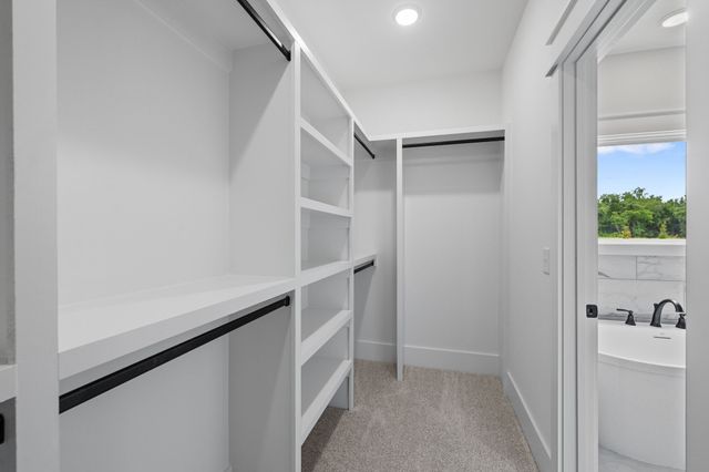 2058 Grace Johns Cir, Murfreesboro, TN 37128