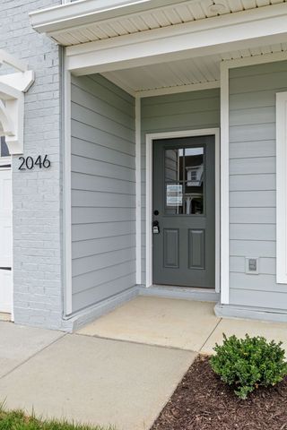 2058 Grace Johns Cir, Murfreesboro, TN 37128