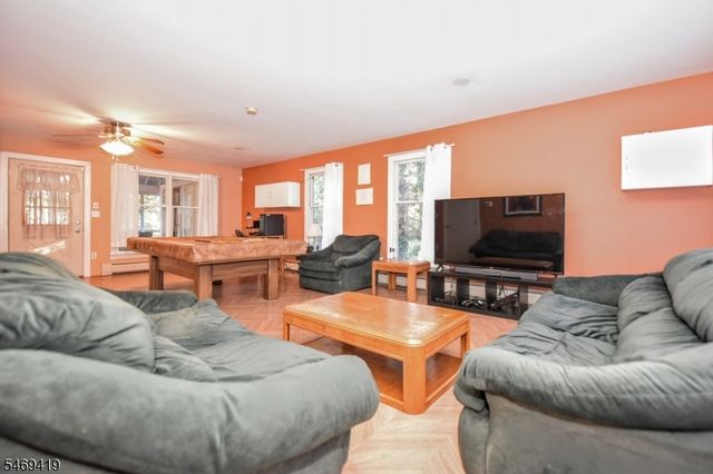157 Mountain Ave, Pequannock Twp., NJ 07444
