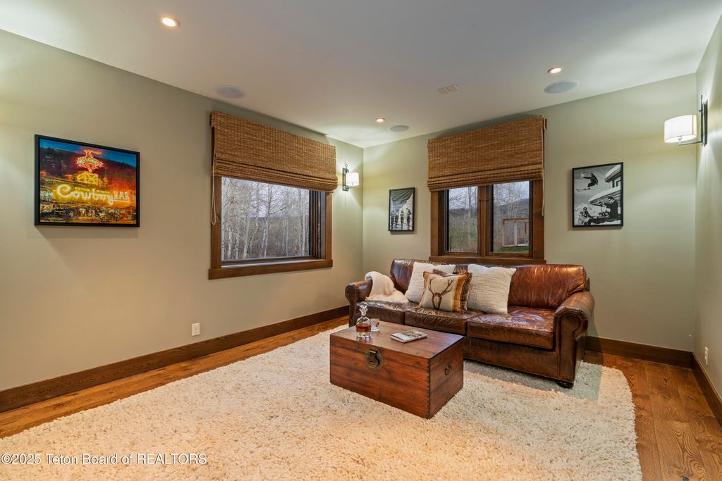 2815 N BLACK SHEEP FARM Road, Alta, WY 83414 photo 10