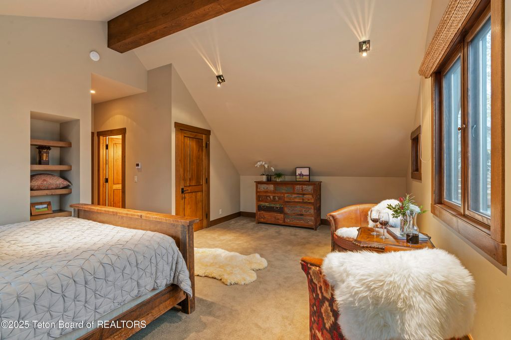 2815 N BLACK SHEEP FARM Road, Alta, WY 83414 photo 18