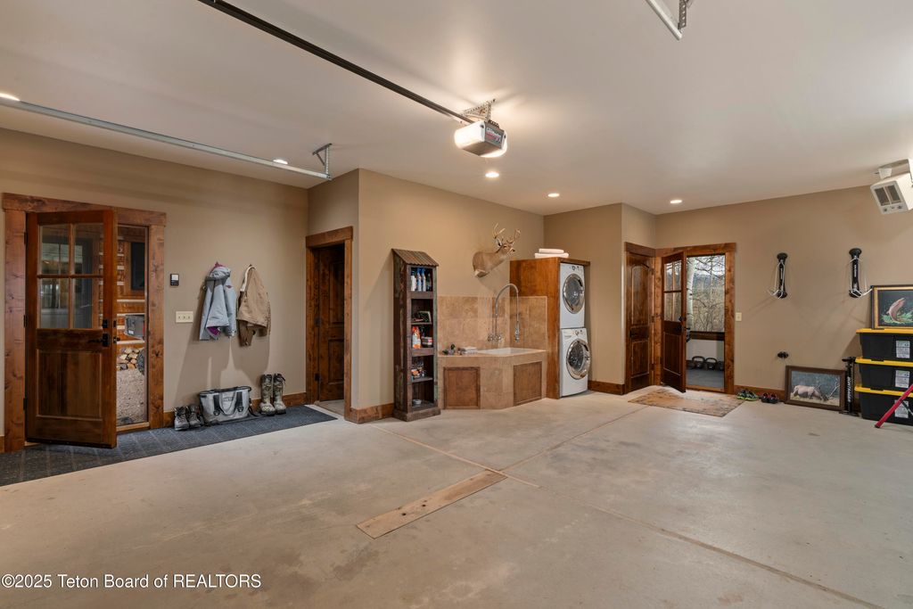 2815 N BLACK SHEEP FARM Road, Alta, WY 83414 photo 27