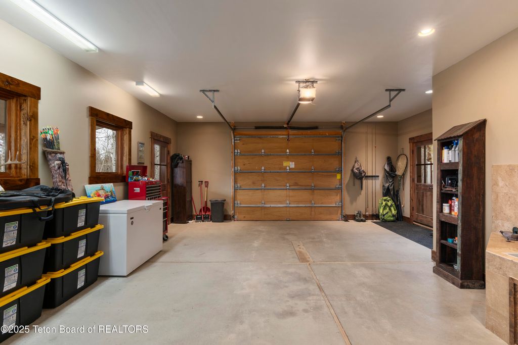 2815 N BLACK SHEEP FARM Road, Alta, WY 83414 photo 28