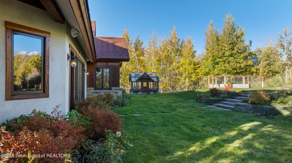 2815 N BLACK SHEEP FARM Road, Alta, WY 83414 photo 32