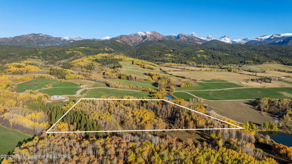 2815 N BLACK SHEEP FARM Road, Alta, WY 83414 photo 51