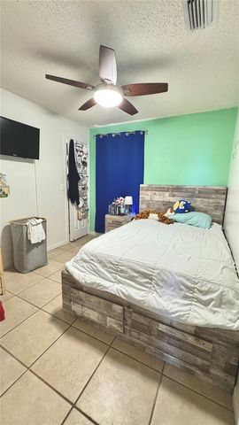 6904 LONG NEEDLE COURT, Orlando, FL 32822