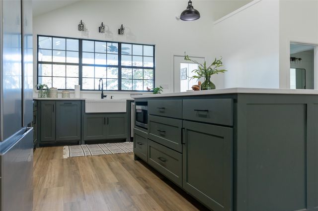 6808 Briar Road, Azle, TX 76020