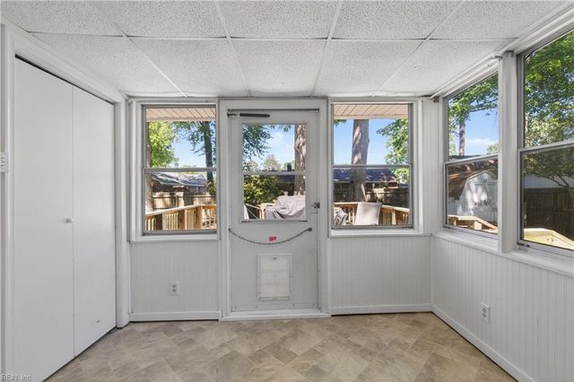 403 Mayflower RD, Portsmouth, VA 23703