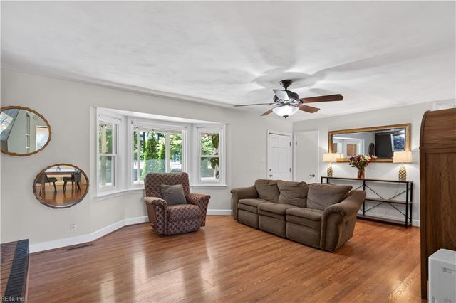 403 Mayflower RD, Portsmouth, VA 23703