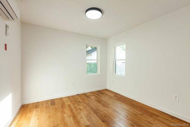 10418 89th Avenue, Richmond Hill, NY 11418