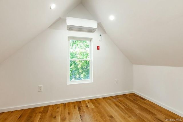 10418 89th Avenue, Richmond Hill, NY 11418