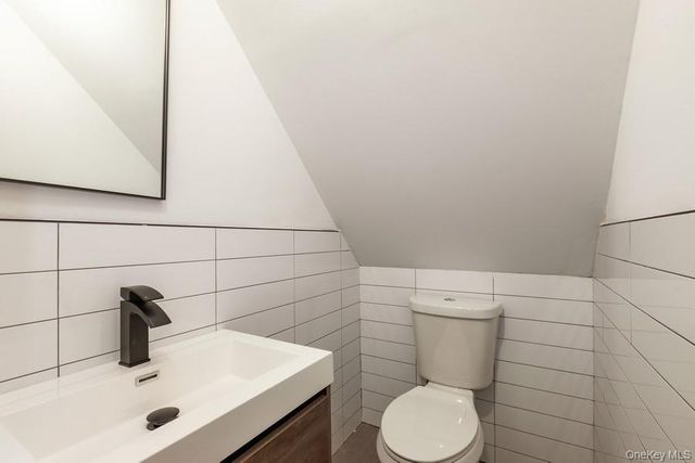 10418 89th Avenue, Richmond Hill, NY 11418