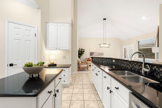 5907 Rickerhill LN, Austin, TX 78739