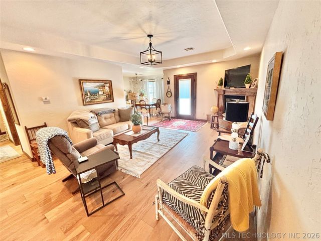 2102 N Peaceful Lane, Stigler, OK 74462